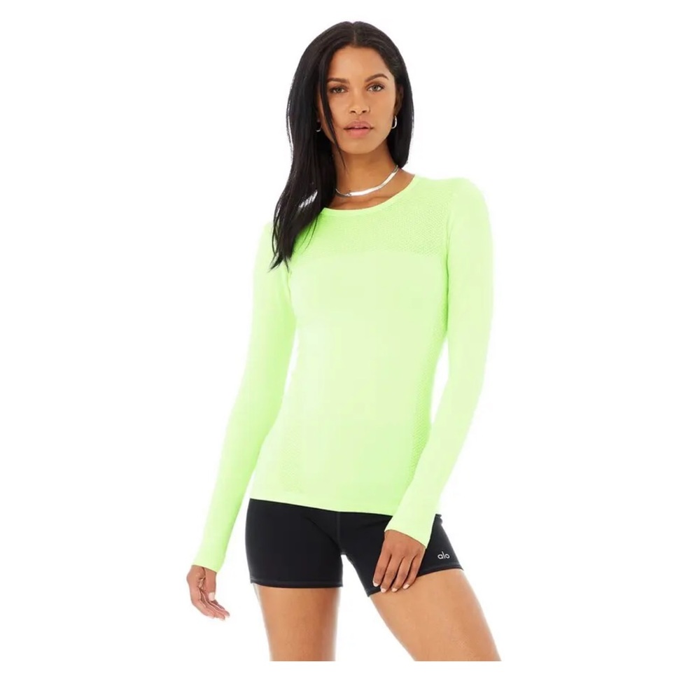 ALO YOGA®
Seamless Essential Long Sleeve Top